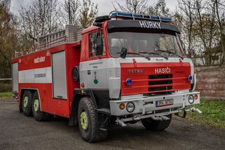 Legendární Tatra 815 v hasičské verzi je stále v aktivní službě. A najdou se i takto nádherné a zachovalé kousky - Garáž.cz